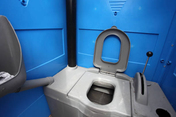 Porta potty delivery and setup in Deans, NJ